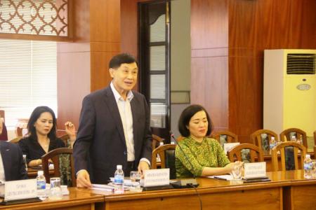 Tỉ phú Johnathan Hạnh Nguyễn xin đầu tư vào Bắc Vân Phong